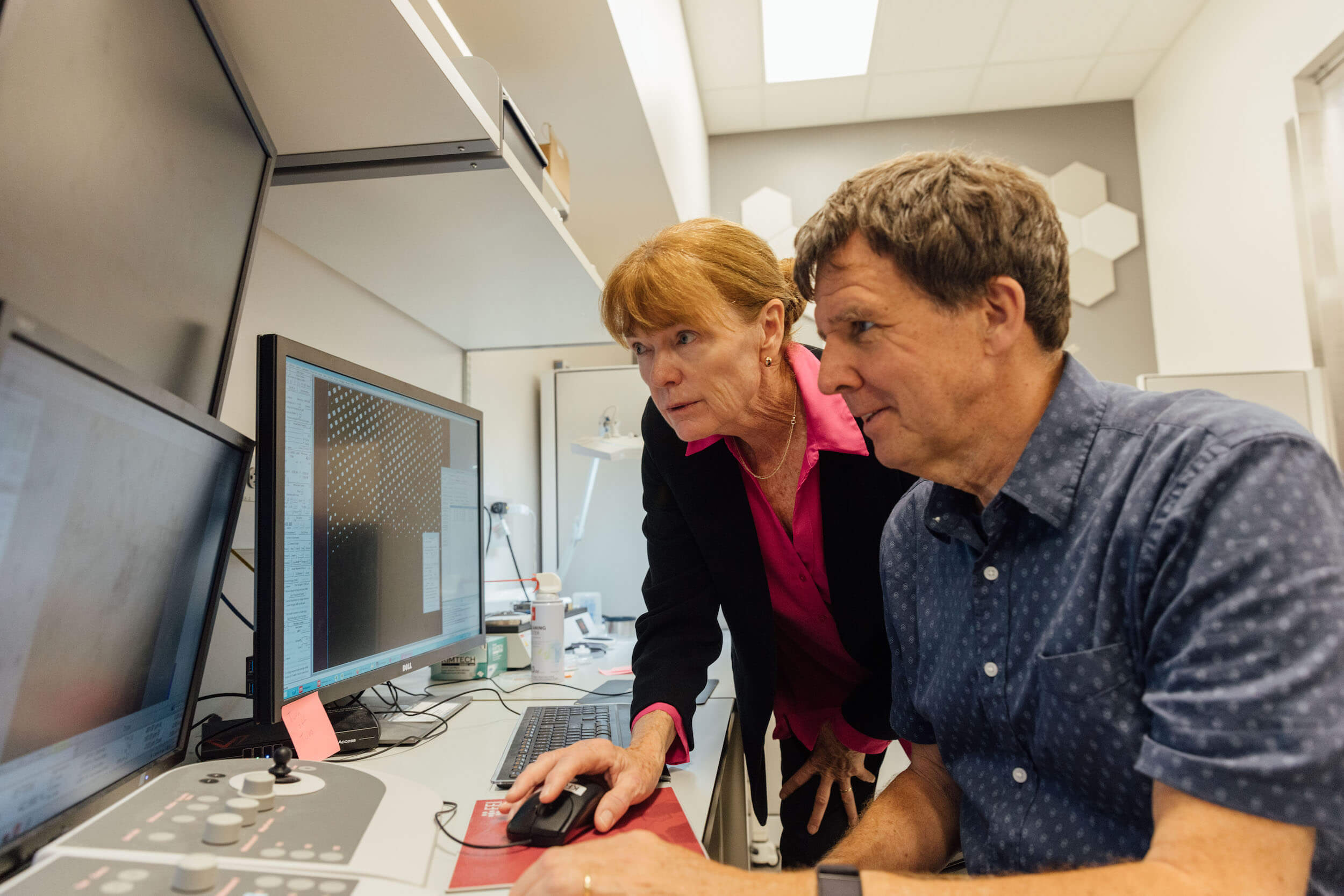 Chan Zuckerberg Institute for Advanced Biological Imaging Founding Directors Bridget Carragher and Clint Potter.